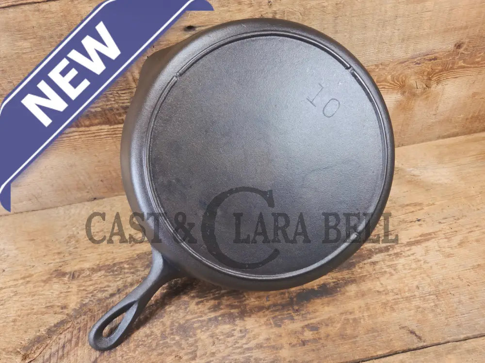 Big bacon skillet! Beautiful 1930’s Lodge #10 Cast Iron Skillet with 3 Notch Heat Ring - Skillet