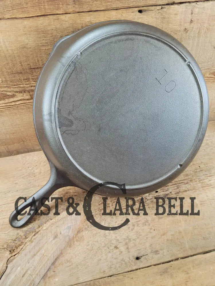 Big bacon skillet! Beautiful 1930’s Lodge #10 Cast Iron Skillet with 3 Notch Heat Ring.