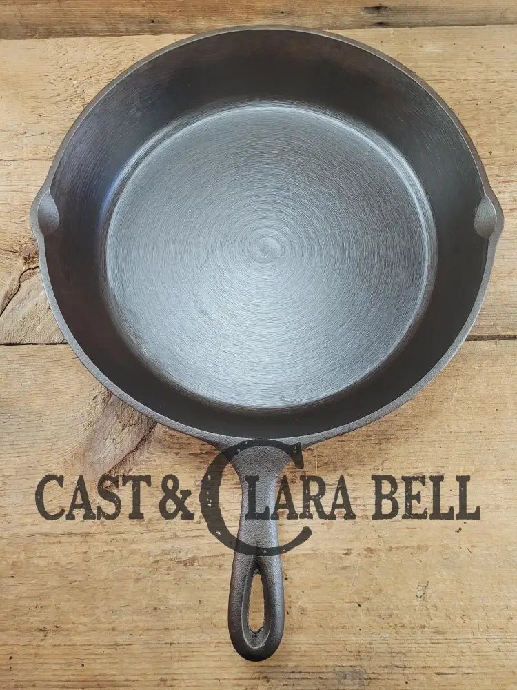 Big bacon skillet! Beautiful 1930’s Lodge #10 Cast Iron Skillet with 3 Notch Heat Ring.