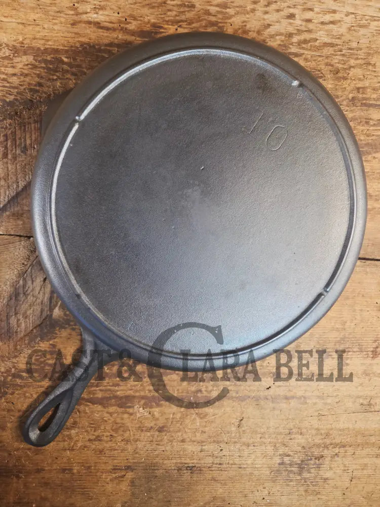 Big bacon skillet! Beautiful 1930’s Lodge #10 Cast Iron Skillet with 3 Notch Heat Ring. SC24 - Skillet