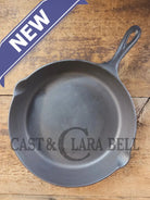 Big bacon skillet! Beautiful 1930’s Lodge #10 Cast Iron Skillet with 3 Notch Heat Ring. SC24 - Skillet