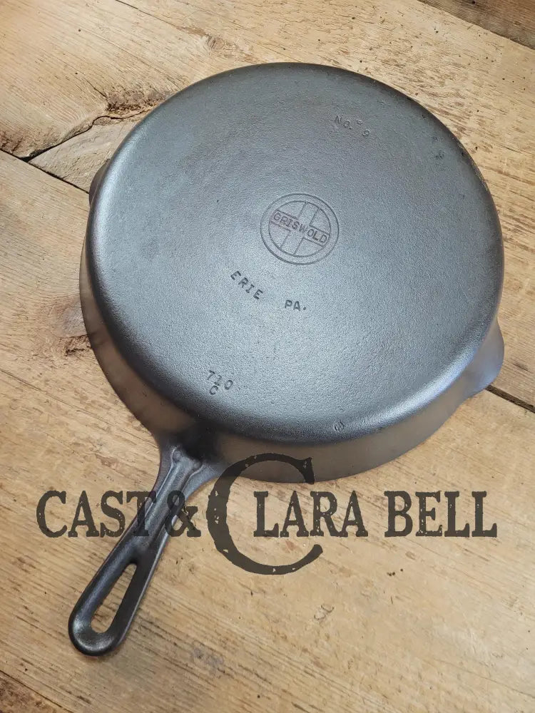 Big beautiful bacon skillet. Griswold #9 Cast Iron Skillet with Small Block Logo 710 C