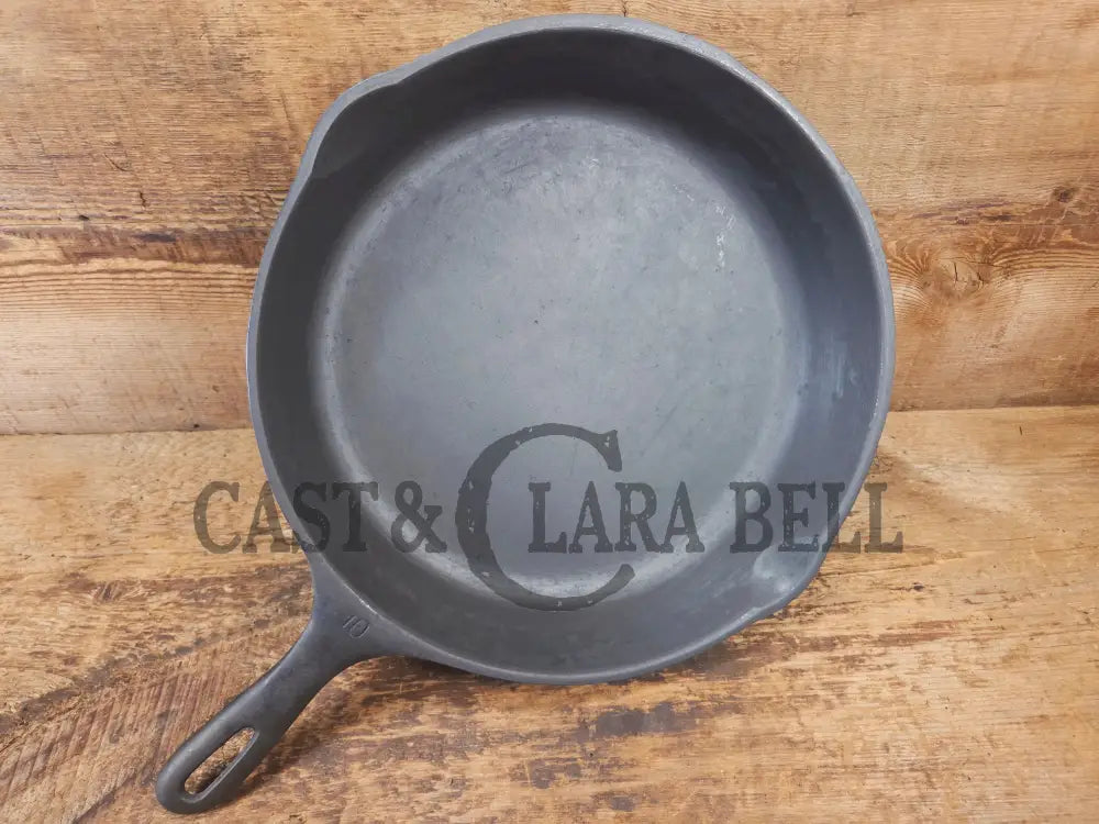 1930’s Big Wagner #10 Skillet 11 3/4 inch skillet Made in USA W. Great bacon skillet sleek glassy surface! SC24
