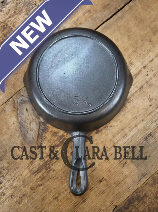 Birmingham Stove & Range 1940’s era Red Mountain Series #5N cast iron skillet with Heat Ring. Near mint! Skillet