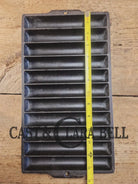 Breadsticks! 1930’s Era Griswold No. 22 Corn Bread Pan 11 cup ’Erie Penn USA,’ 954 B Bakeware