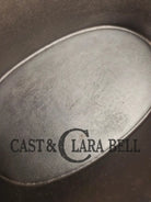 Calling all bread bakers! Beautiful elegant hard to find Wagner made ’Montgomery Ward’ #3 Oval Roaster Dutch Ovens