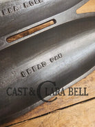 Calling all sourdough fanatics! This Griswold 2 Cup Vienna Bread Pan is a tough one to find! 1920’s Era Raised Letter