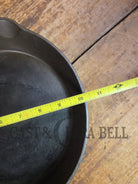 Canadian made vintage T.Eaton Foundry #8 Skillet. The Canadian ’Griswold’ style skillet - Skillet