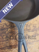 Classic 1910’s Lodge Raised #7 Heat Ring Single Notch. Light sleek and ready to cook with! - Skillet