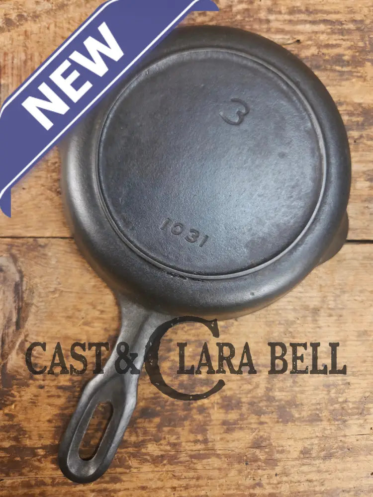 Classic Egg Skillet. 1940’s Griswold Iron Mountain #3 Cast Iron Egg Skillet with Heat Ring 1031 Skillet