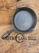Classic Egg Skillet. 1940’s Griswold Iron Mountain #3 Cast Iron Egg Skillet with Heat Ring 1031 Skillet