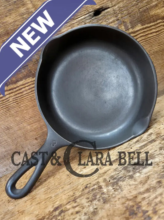 Classic Egg Skillet! Unmarked Wagner #3 Cast Iron Skillet 6 1/2 Inch Skillet. Perfect for daily use and first time