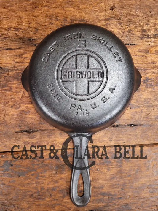 Classic! Griswold #3 Cast Iron Egg Skillet With Large Block Logo 709.