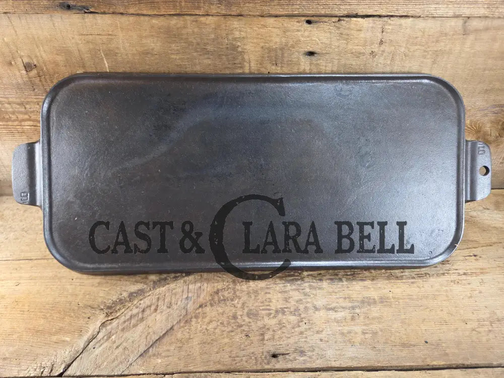 Classic Griswold #9 Long Griddle 746. Perfect for pancakes by the campfire or in your gourmet kitchen! Griddle