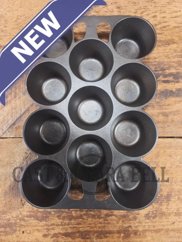 Classic! Griswold No. 10 Popover Pan 948. Variation 14 Closed Frame. Ready to make delicious brownies cupcakes or