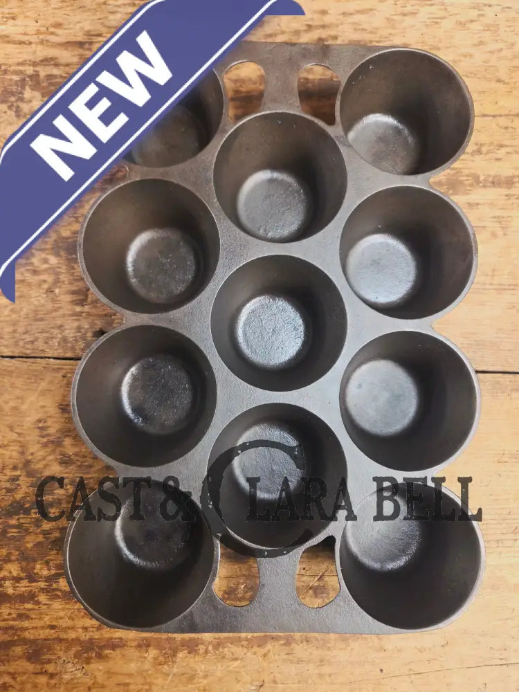 Classic! Griswold No. 10 Popover Pan 948. Variation 14 Closed Frame. Ready to make delicious brownies cupcakes or