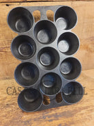 Classic! Griswold No. 10 Popover Pan 948. Variation 14 Closed Frame. Ready to make delicious brownies cupcakes or