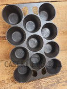Classic! Griswold No. 10 Popover Pan 948. Variation 14 Closed Frame. Ready to make delicious brownies cupcakes or