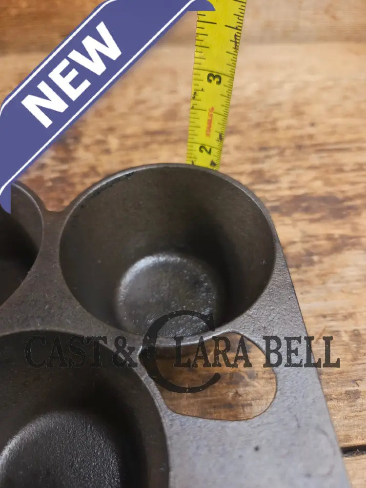 Classic! Griswold No. 10 Popover Pan 948. Variation 14 Closed Frame. Ready to make delicious brownies cupcakes or