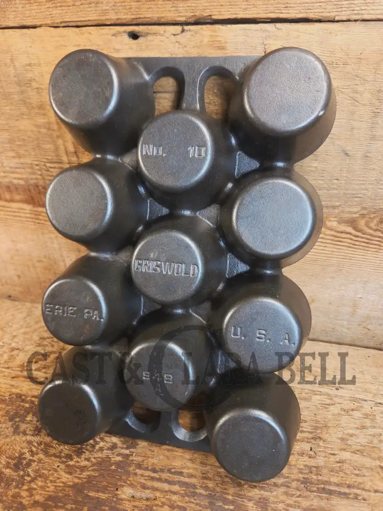 Classic! Griswold No. 10 Popover Pan 948. Variation 14 Closed Frame. Ready to make delicious brownies cupcakes or