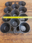 Classic! Griswold No. 10 Popover Pan 948. Variation 14 Closed Frame. Ready to make delicious brownies cupcakes or