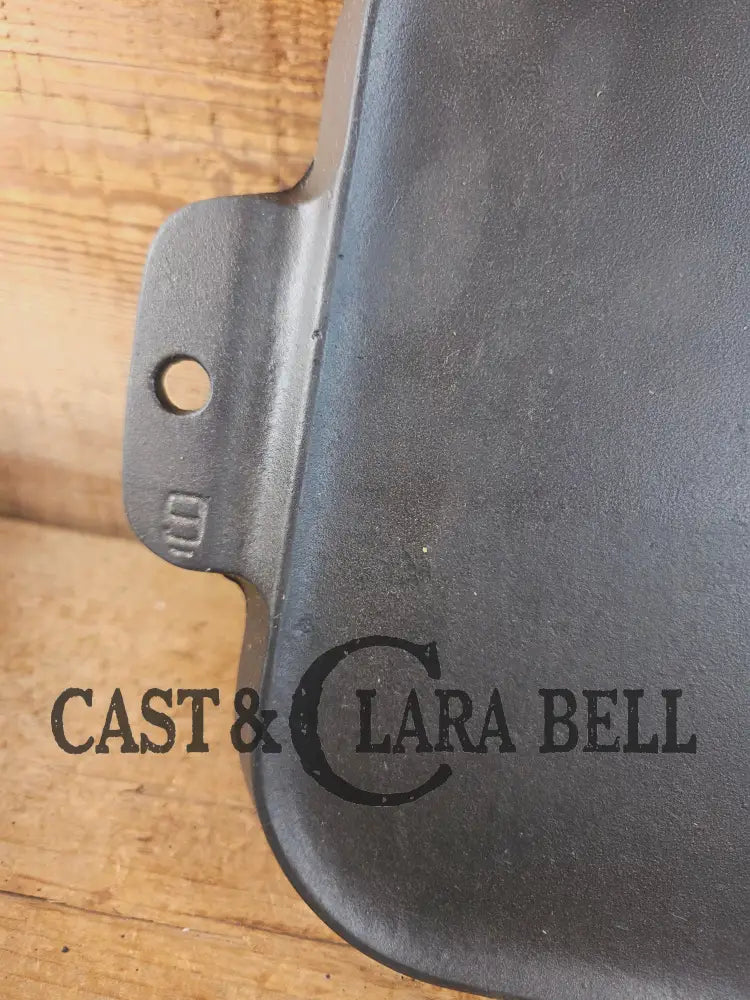Classic HUGE Griswold #9 Long Griddle 909. Perfect for pancakes by the campfire or in your gourmet kitchen! Griddle