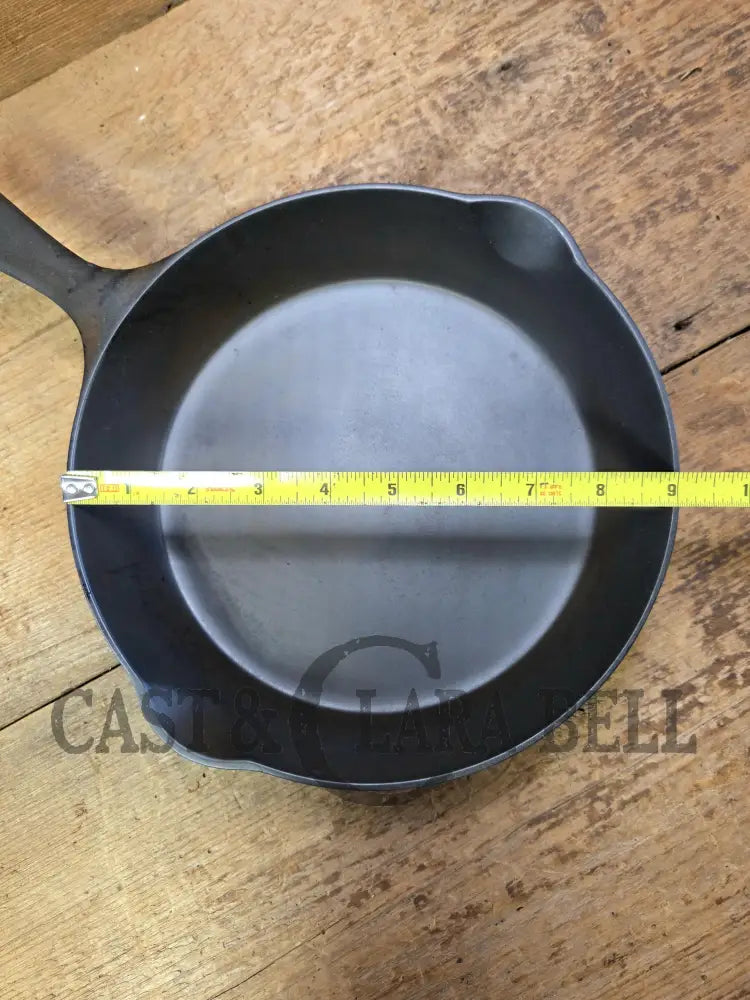 Classic saute skillet! 1930’s Griswold’s Good Health #6 Skillet 656. Beautiful piece to cook with or display. Made for