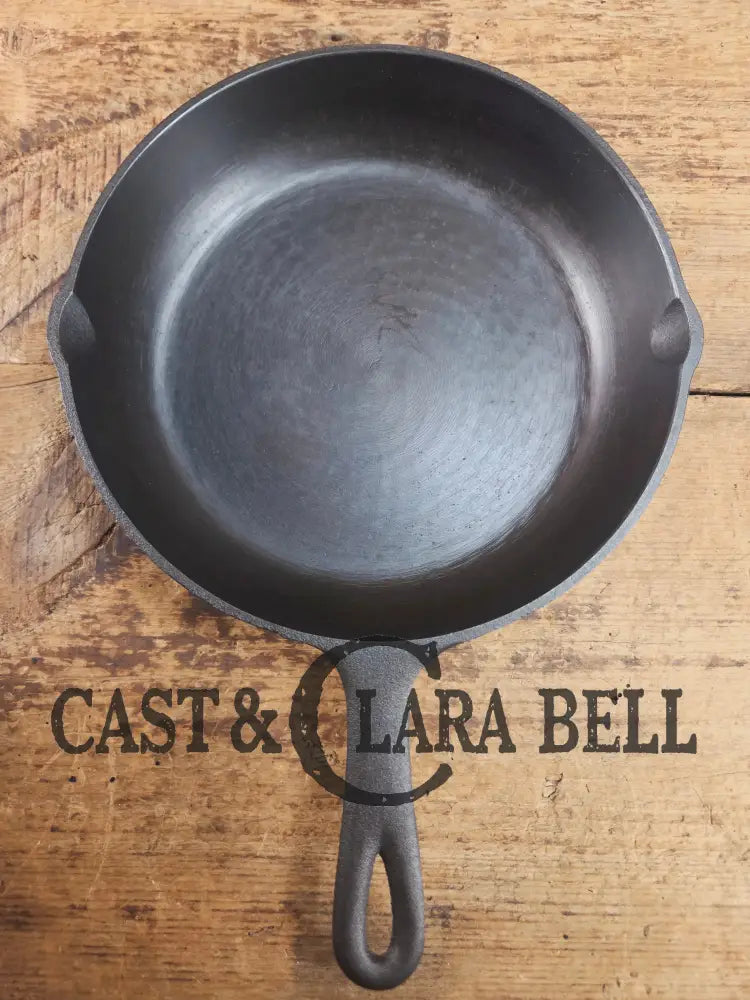 Classic southern skillet! Birmingham Stove & Range Century Series No. 6 Skillet with Heat Ring 9 3/8 in Made in USA