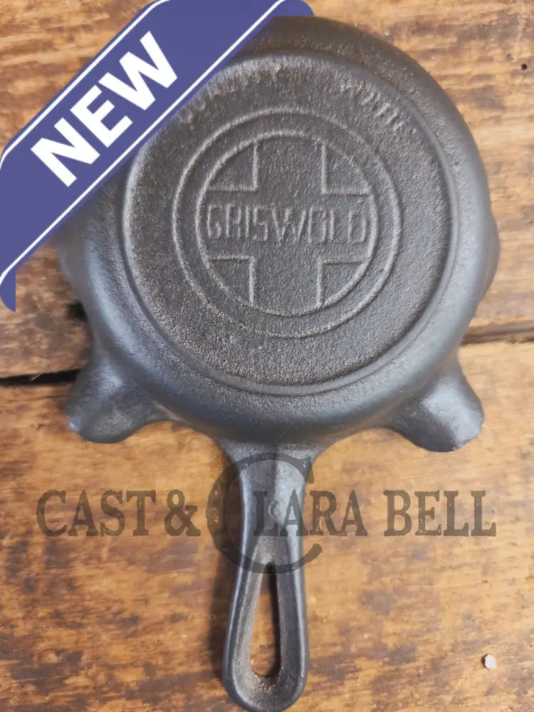 Collectible Griswold ’00’’ Ashtray / Spoon Rest No match holder. Small Novelty cast iron skillet for display or stove!