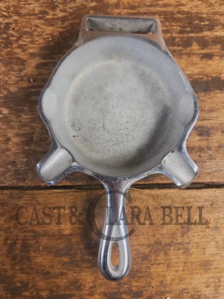 Collectible Griswold 570 Ashtray / Spoon Rest. Small Novelty cast iron (Patent 100,021 skillet for display or stove!