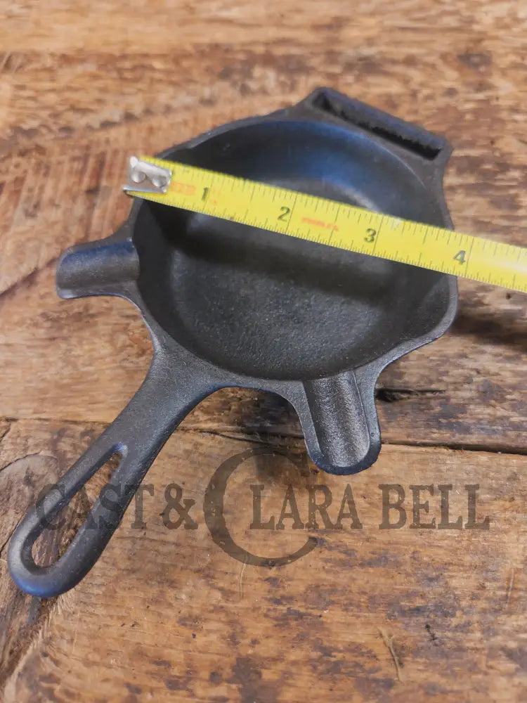 Collectible Griswold 570 Ashtray / Spoon Rest. Small Novelty cast iron skillet for display or stove! Fully Restored so