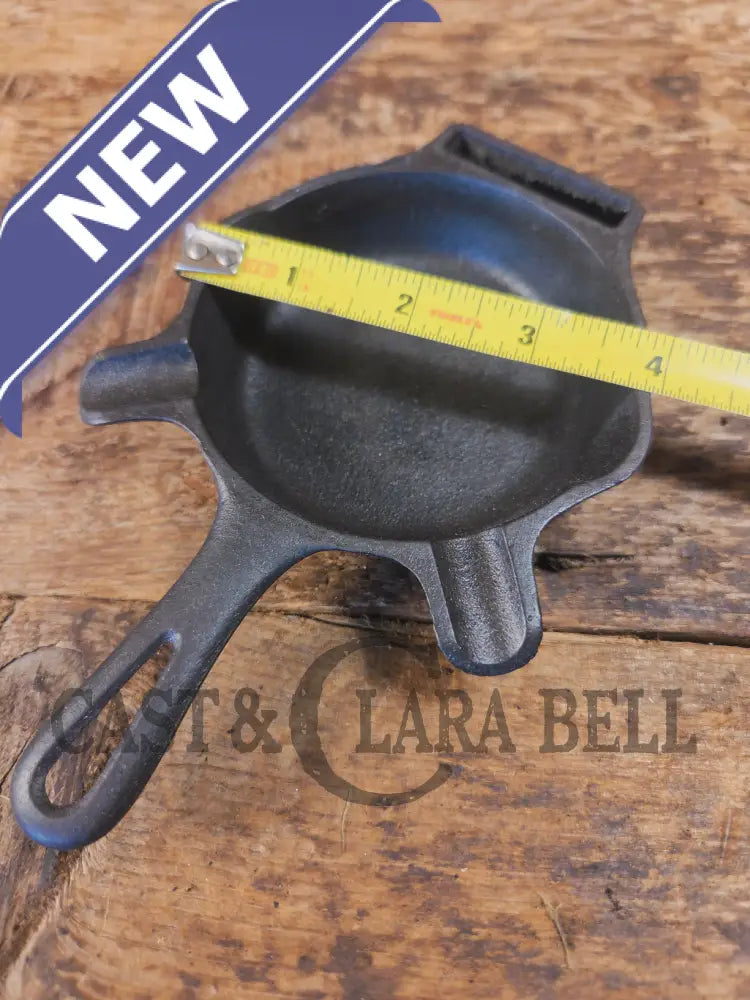 Collectible Griswold 570 Ashtray / Spoon Rest. Small Novelty cast iron skillet for display or stove! Fully Restored so