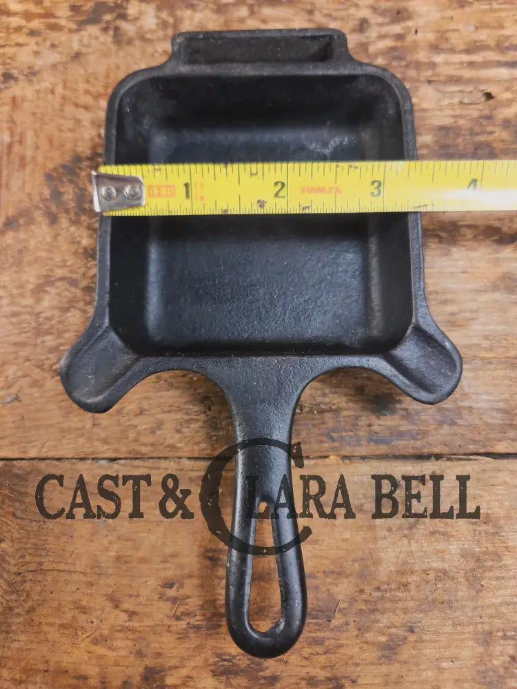 Collectible Griswold 770 Ashtray / Spoon Rest. Small Novelty cast iron skillet for display or stove! Fully Restored so