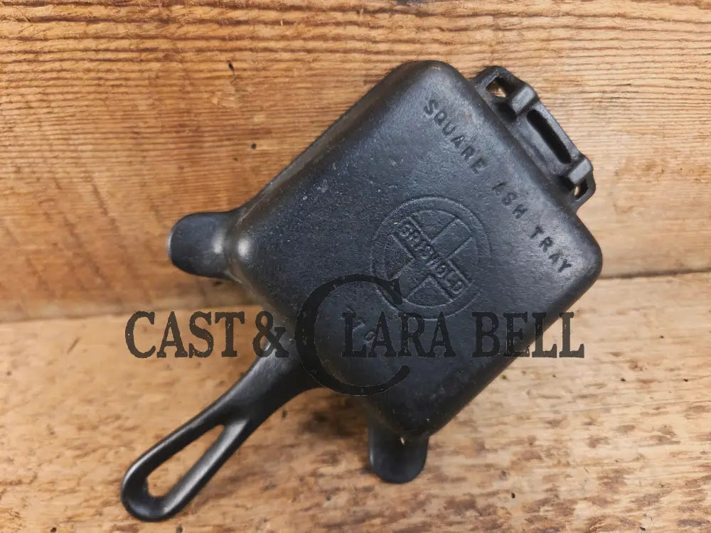Collectible Griswold 770 Ashtray / Spoon Rest. Small Novelty cast iron skillet for display or stove! Fully Restored so