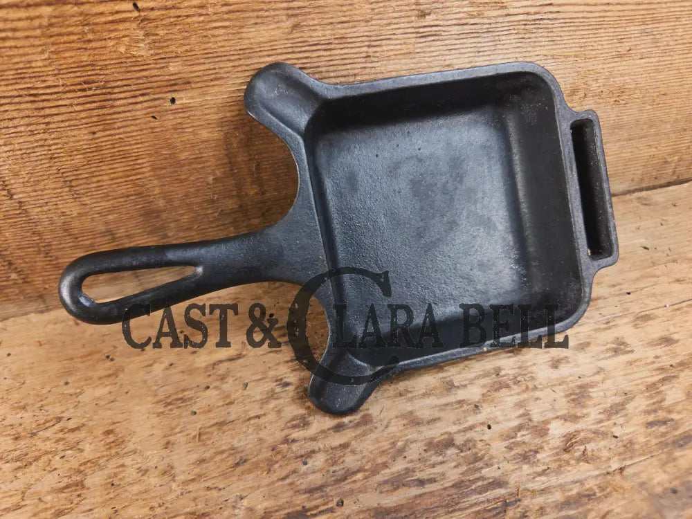 Collectible Griswold 770 Ashtray / Spoon Rest. Small Novelty cast iron skillet for display or stove! Fully Restored so