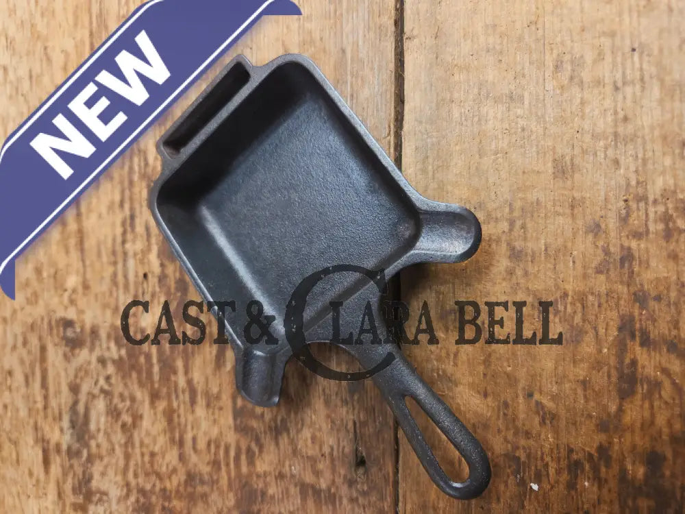 Collectible Griswold 770 Ashtray / Spoon Rest. Small Novelty cast iron skillet for display or stove! Fully Restored so