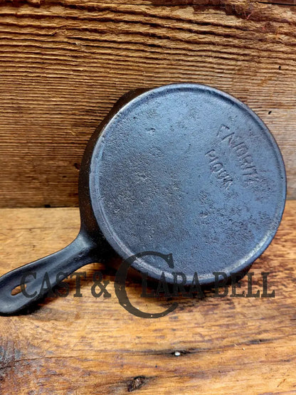 Collectible Toy Favorite Piqua No. 0 Cast Iron Skillet. Great For Display Or Your Junior Chef!