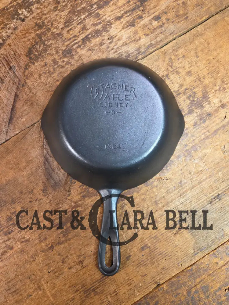 Collector grade and hard to find 1930’s early round handle Wagner Ware Sidney -O- ’Chef Skillet’ 1384 Skillet