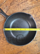 Collector grade and hard to find 1930’s early round handle Wagner Ware Sidney -O- ’Chef Skillet’ 1384 Skillet