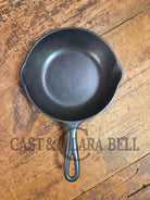Collector grade and hard to find 1930’s early round handle Wagner Ware Sidney -O- ’Chef Skillet’ 1384 Skillet