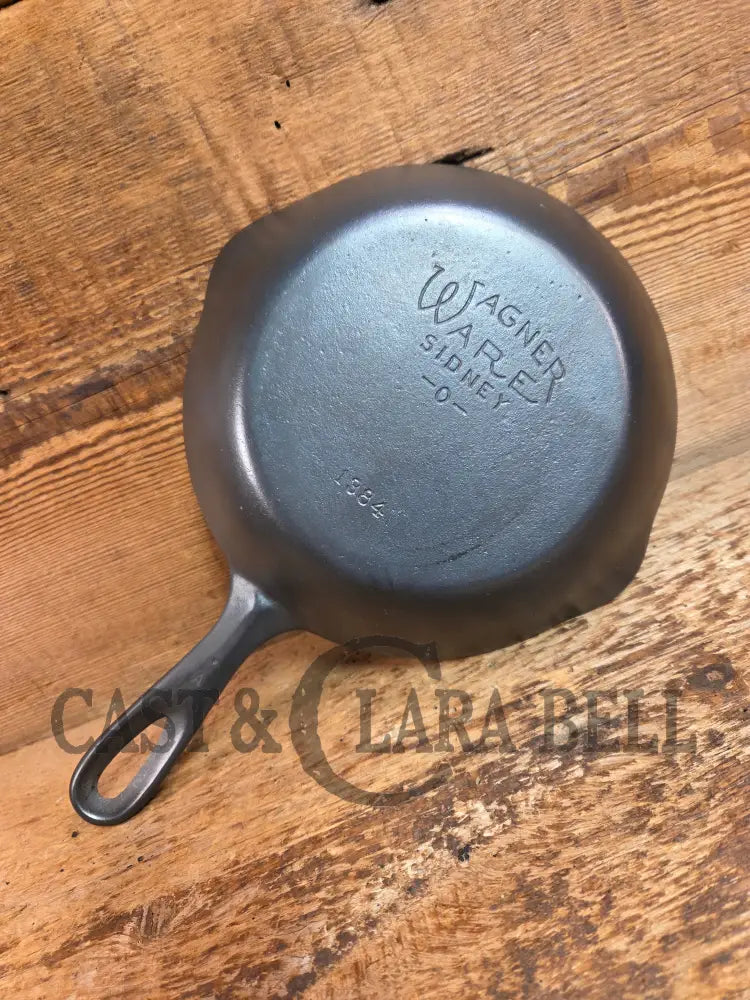 Collector grade and hard to find 1930’s early round handle Wagner Ware Sidney -O- ’Chef Skillet’ 1384 Skillet