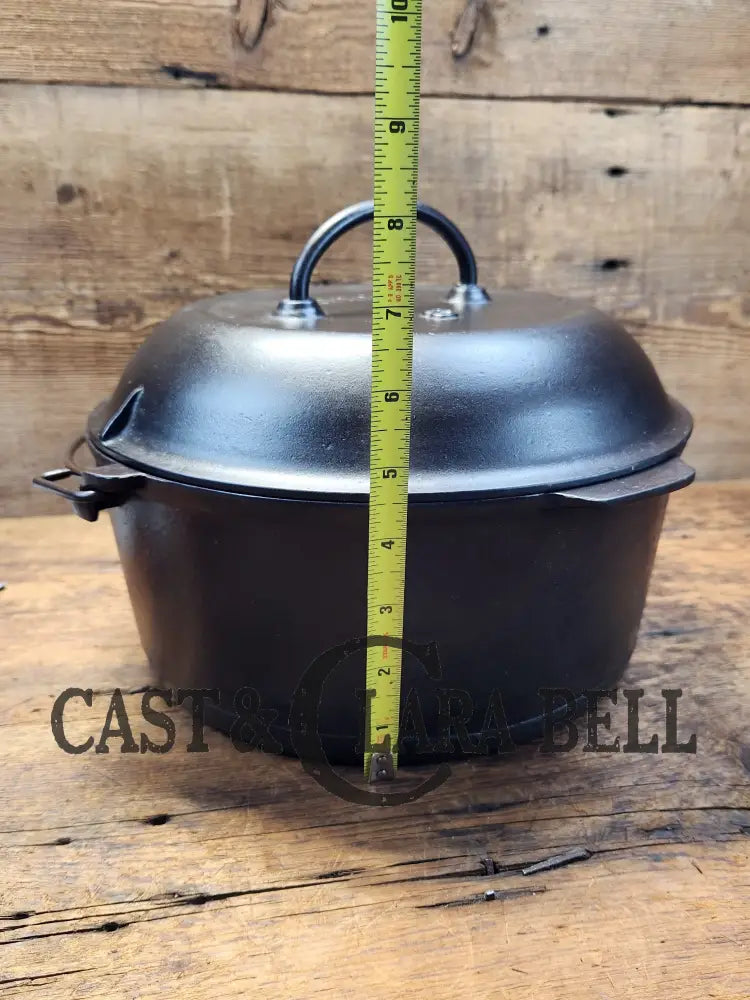 Collectors Piece. Hard To Find 1910’S Lodge #8 Split Bail Dutch Oven With Arc Logo And Lid. Ovens