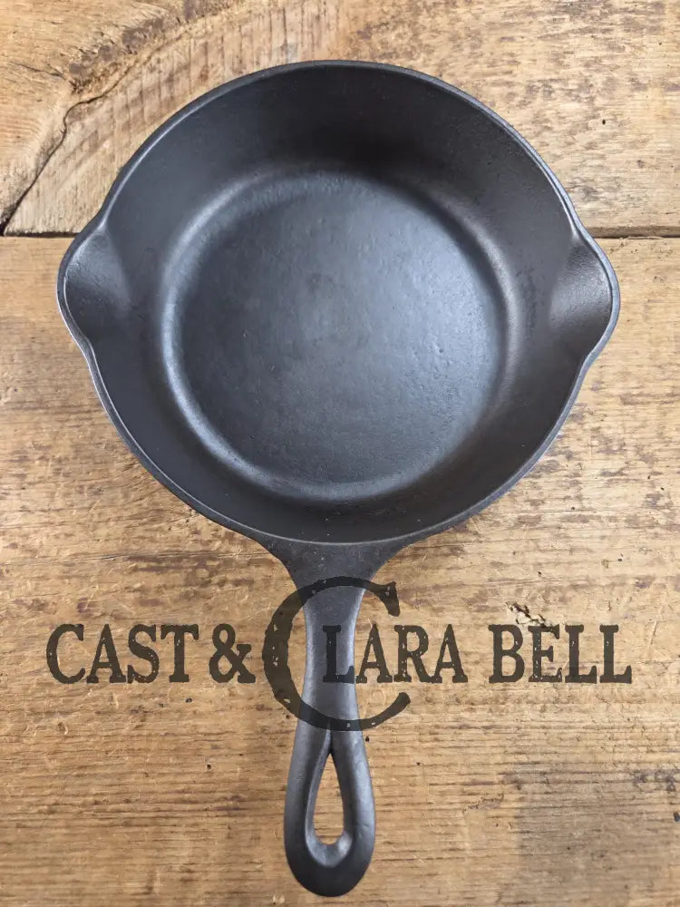 Collector’s Piece! Very early 1900’s Lodge #4 Skillet with 1 Notch Heat Ring Raised ’A I’ Skillet