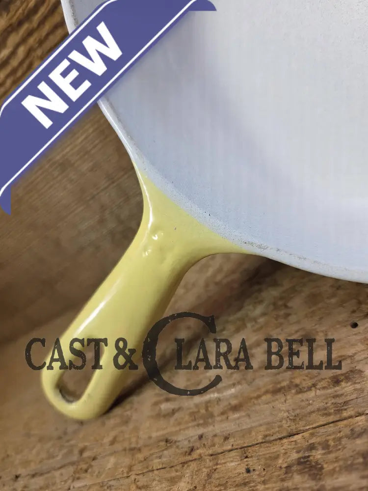Cool and not often seen! 1940’s Griswold No. 3 ’Yellow and Cream’ enameled Cast Iron Egg Skillet 709