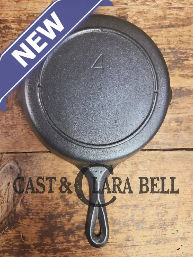 Cool! Mid 1900’s tougher to find Lodge Vintage #4 skillet with two dot maker mark. Skillet