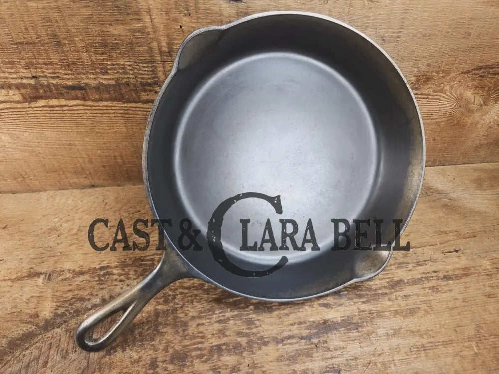 Cool Patina! Early 1920’s Griswold #8 Plated finish Cast Iron Skillet with Large Block Logo heat ring 704 SC24 Skillet