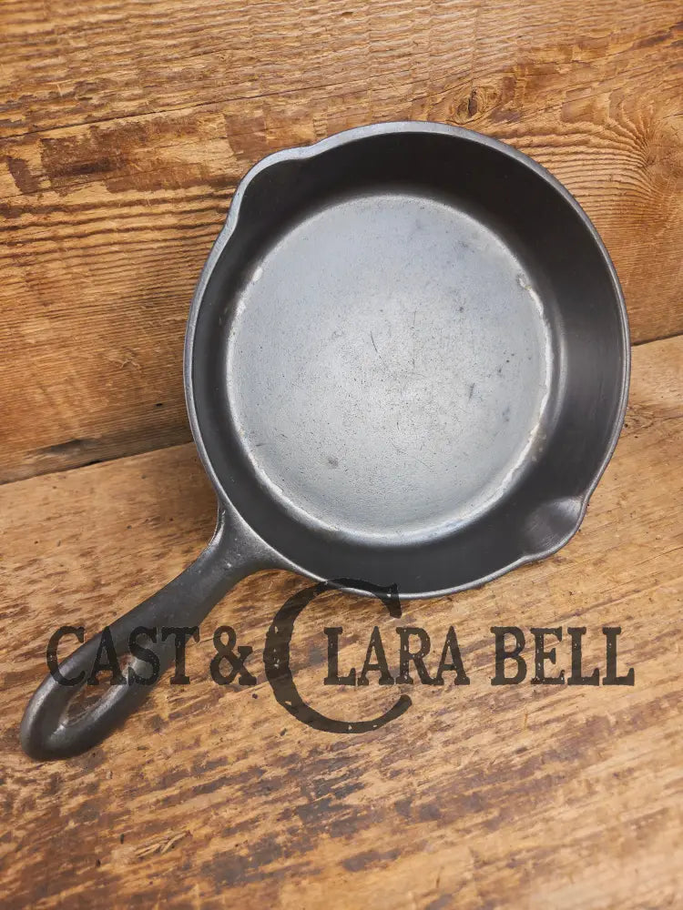 Cool story! 1920’s Chicago Hardware Foundry #3 Classic Hammered Egg Skillet Skillet