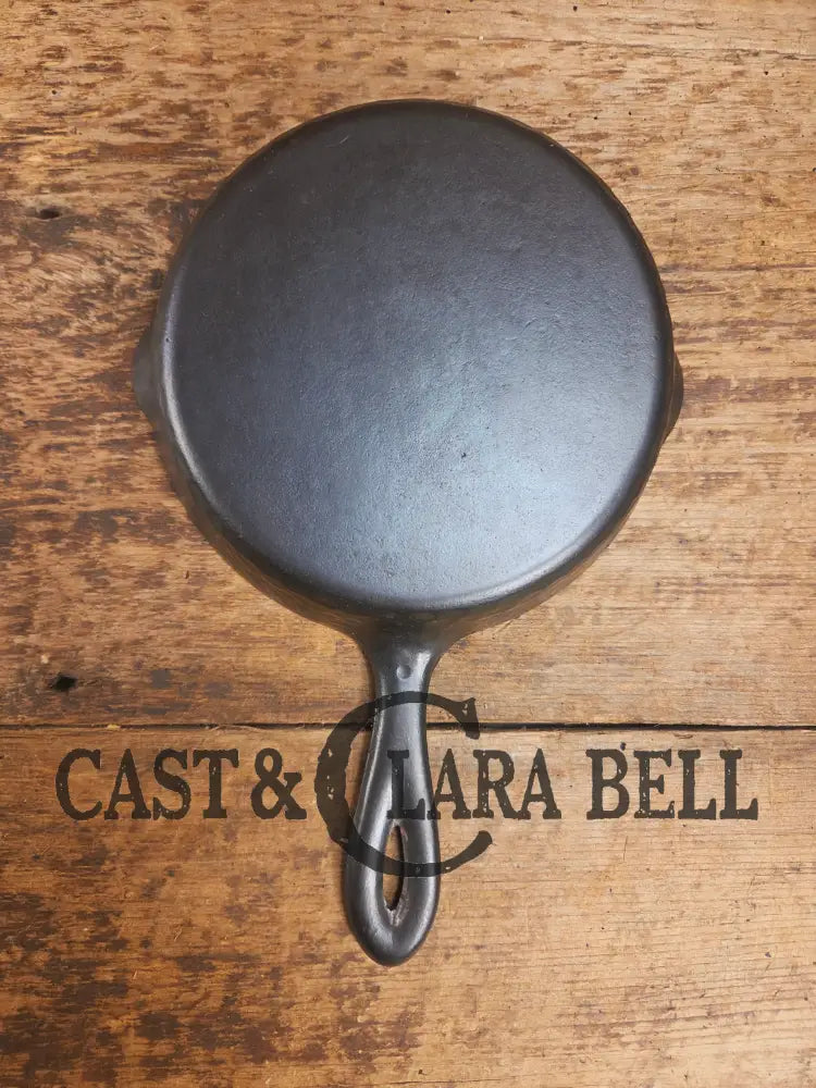 Cool story! 1920’s Chicago Hardware Foundry #3 Classic Hammered Egg Skillet Skillet