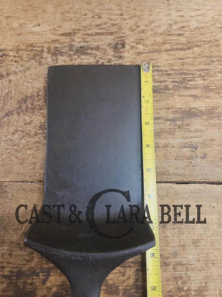 Custom made #7 701 Griswold Cast Iron Skillet Spatula. Reclaimed 1910’s Era Griswold Slant Logo skillet. Awesome gift