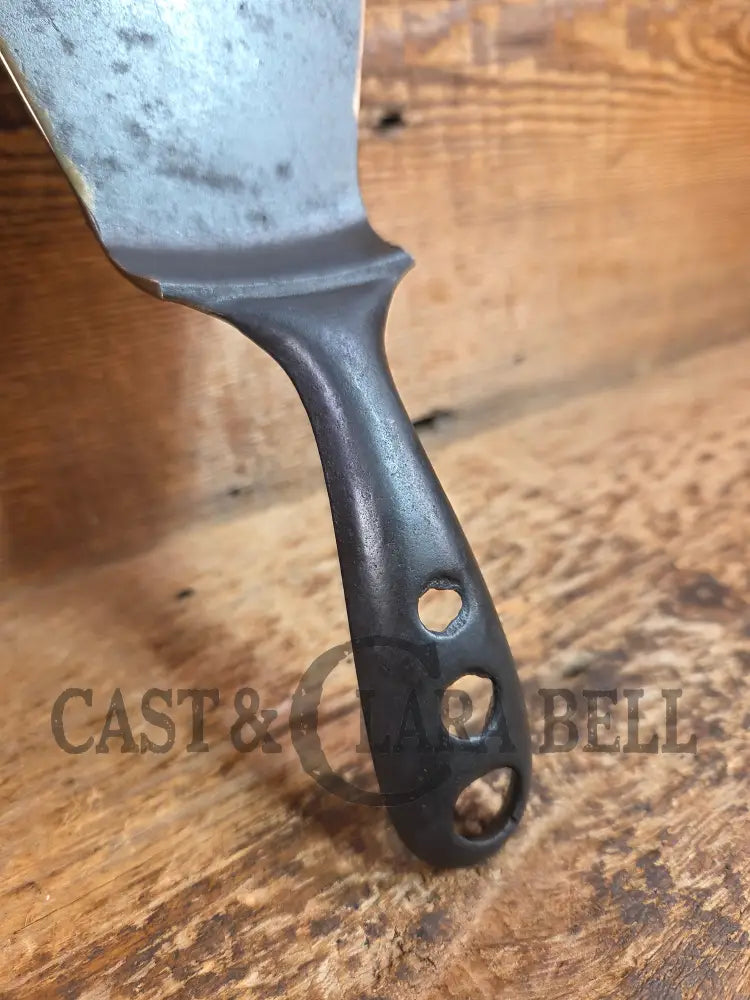 Custom made #8 Early 1900’s Wagner Cast Iron Griddle Spatula. Reclaimed from a tough to find early Wagner skillet